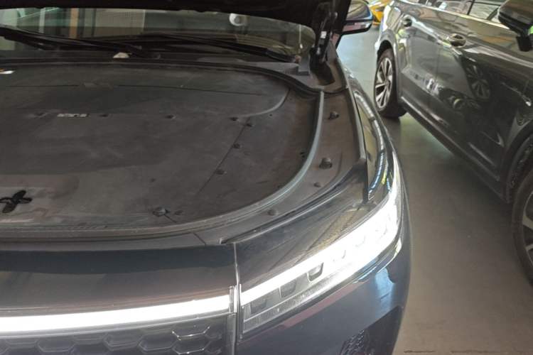 Used Li Auto ONE 2021 Extended-Range 6-Seater Version Engine Bay Left