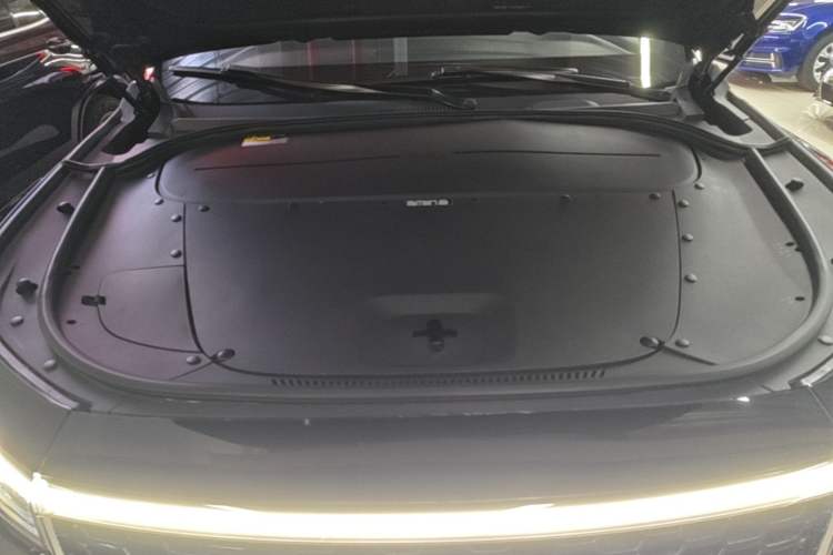 Used Li Auto ONE 2021 Extended-Range 6-Seater Version Engine Bay