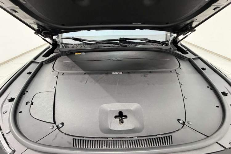 Used Li Auto ONE 2021 Extended-Range 6-Seater Version Engine Bay