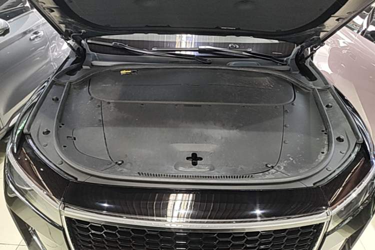 Used Li Auto ONE 2021 Extended-Range 6-Seater Version Engine Bay