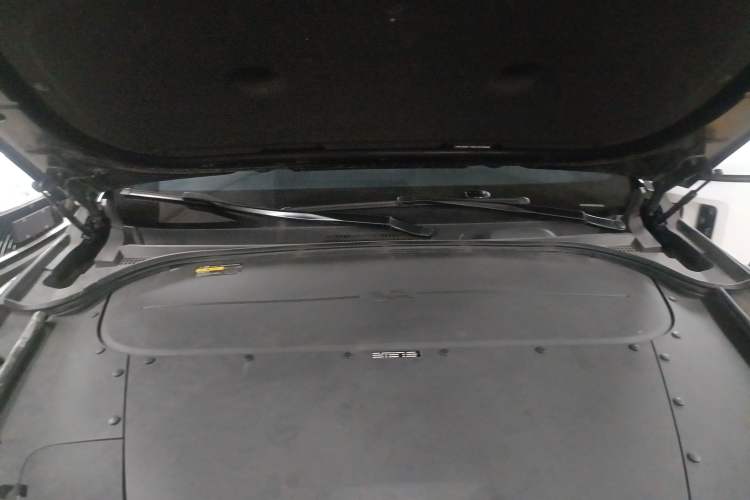 Used Li Auto ONE 2021 Extended-Range 6-Seater Version Engine Bay