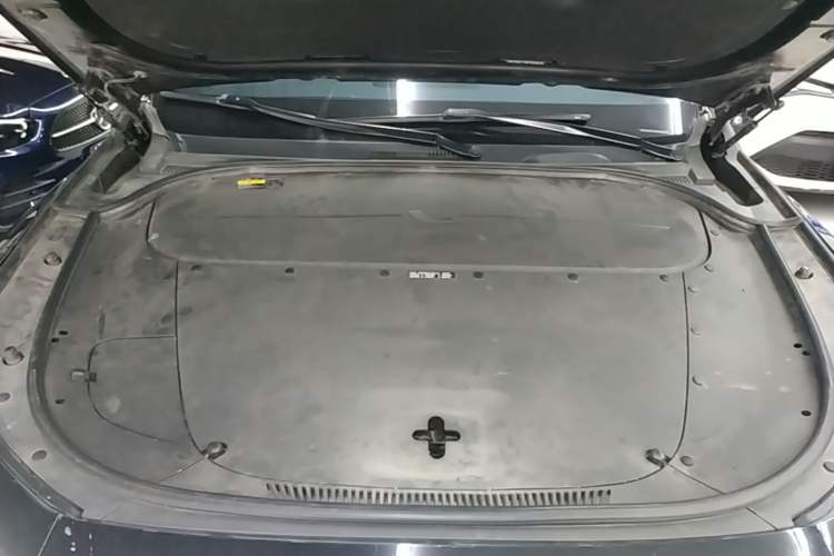 Used Li Auto ONE 2021 Extended-Range 6-Seater Version Engine Bay