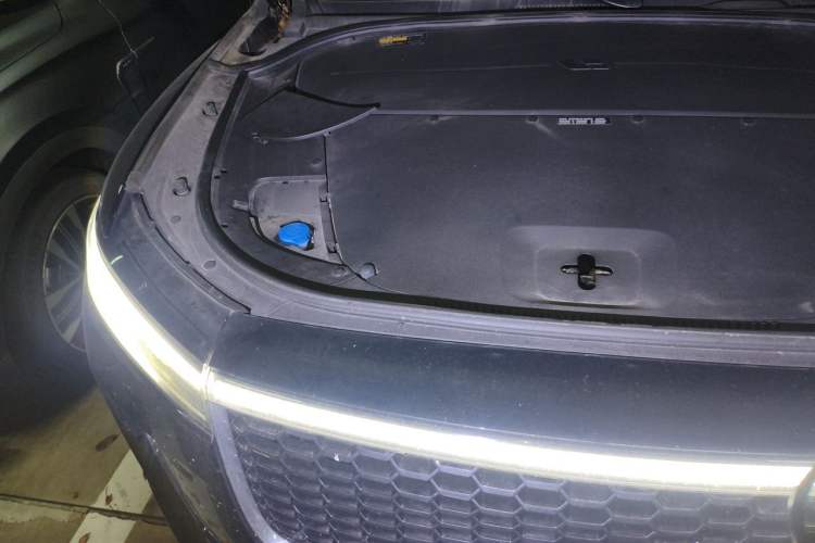 Used Li Auto ONE 2021 Extended-Range 6-Seater Version Engine Bay Right