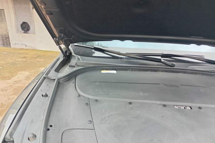 Used Li Auto ONE 2021 Extended-Range 6-Seater Version Engine Bay Right