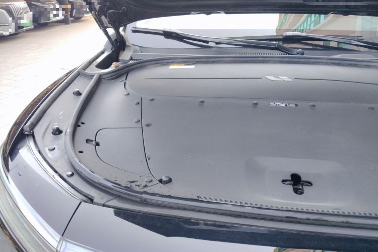 Used Li Auto ONE 2021 Extended-Range 6-Seater Version Engine Bay Right