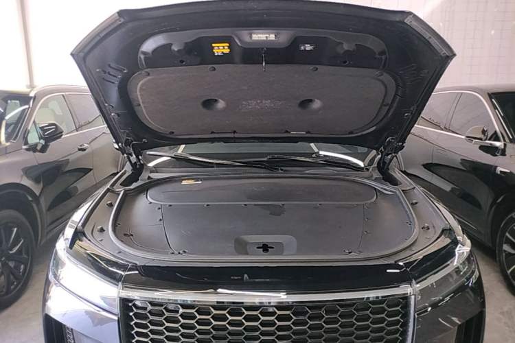 Used Li Auto ONE 2021 Extended-Range 6-Seater Version Engine Bay