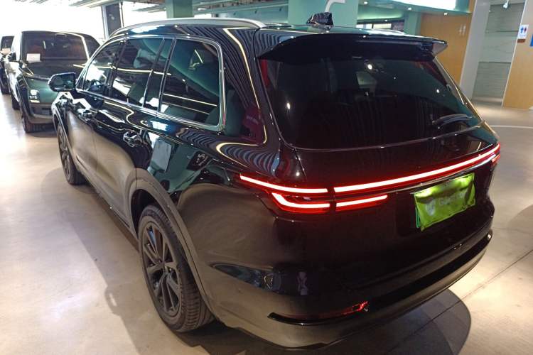 Used Li Auto ONE 2021 Extended-Range 6-Seater Version Exterior 2