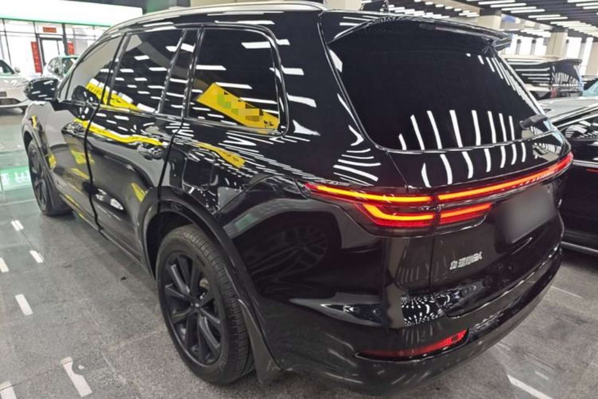Used Li Auto ONE 2021 Extended-Range 6-Seater Version Exterior 2