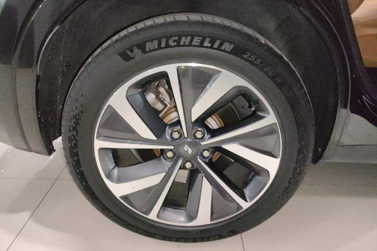 Used Li Auto ONE 2021 Extended-Range 6-Seater Version Exterior 3