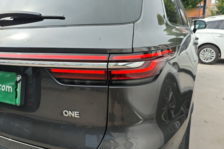 Used Li Auto ONE 2021 Extended-Range 6-Seater Version Exterior 3