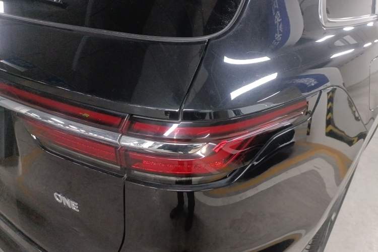 Used Li Auto ONE 2021 Extended-Range 6-Seater Version Exterior 3