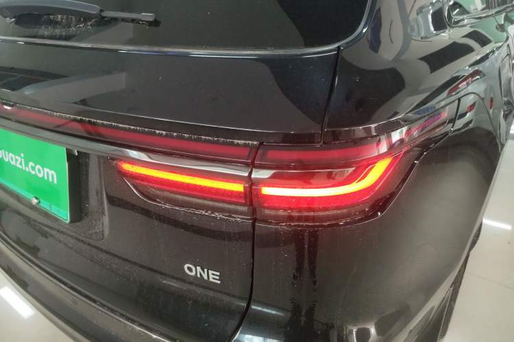 Used Li Auto ONE 2021 Extended-Range 6-Seater Version Exterior 3