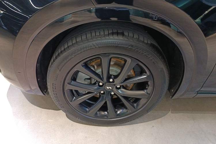 Used Li Auto ONE 2021 Extended-Range 6-Seater Version Exterior 4