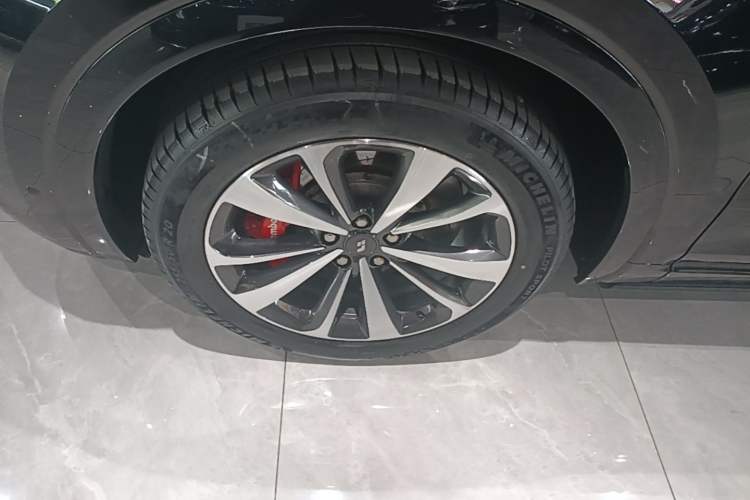 Used Li Auto ONE 2021 Extended-Range 6-Seater Version Exterior 4