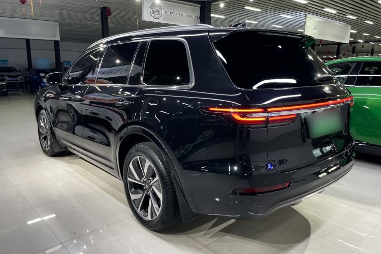 Used Li Auto ONE 2021 Extended-Range 6-Seater Version Exterior 4