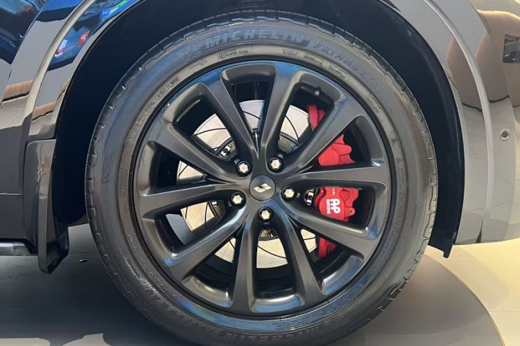 Used Li Auto ONE 2021 Extended-Range 6-Seater Version Exterior 4