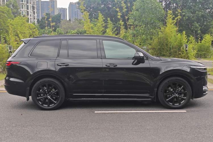 Used Li Auto ONE 2021 Extended-Range 6-Seater Version Exterior 5