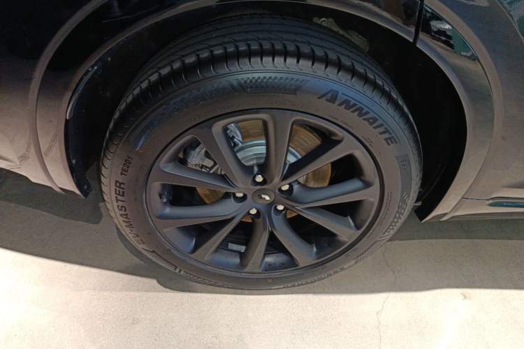 Used Li Auto ONE 2021 Extended-Range 6-Seater Version Exterior 5