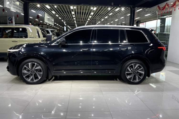 Used Li Auto ONE 2021 Extended-Range 6-Seater Version Exterior 5