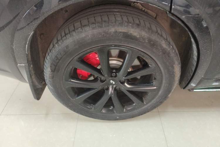 Used Li Auto ONE 2021 Extended-Range 6-Seater Version Exterior 5