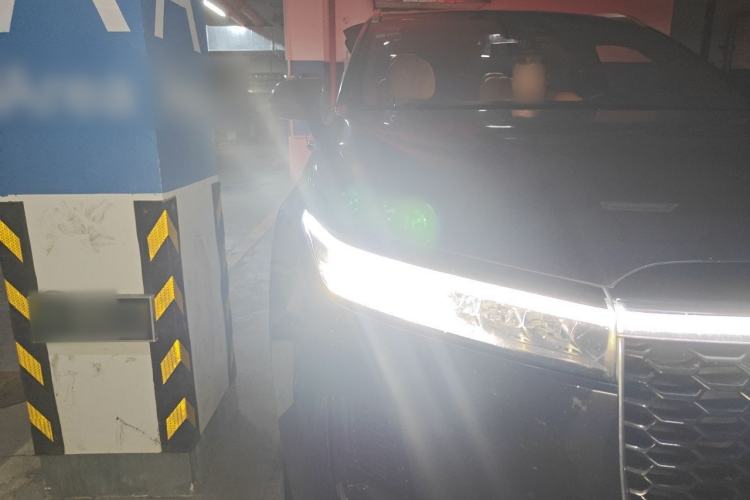 Used Li Auto ONE 2021 Extended-Range 6-Seater Version Exterior 6