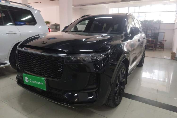 Used Li Auto ONE 2021 Extended-Range 6-Seater Version Front Left 45 Deg