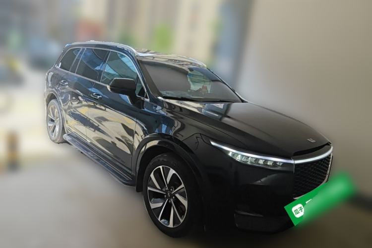 Used Li Auto ONE 2021 Extended-Range 6-Seater Version Front Right 45 Deg