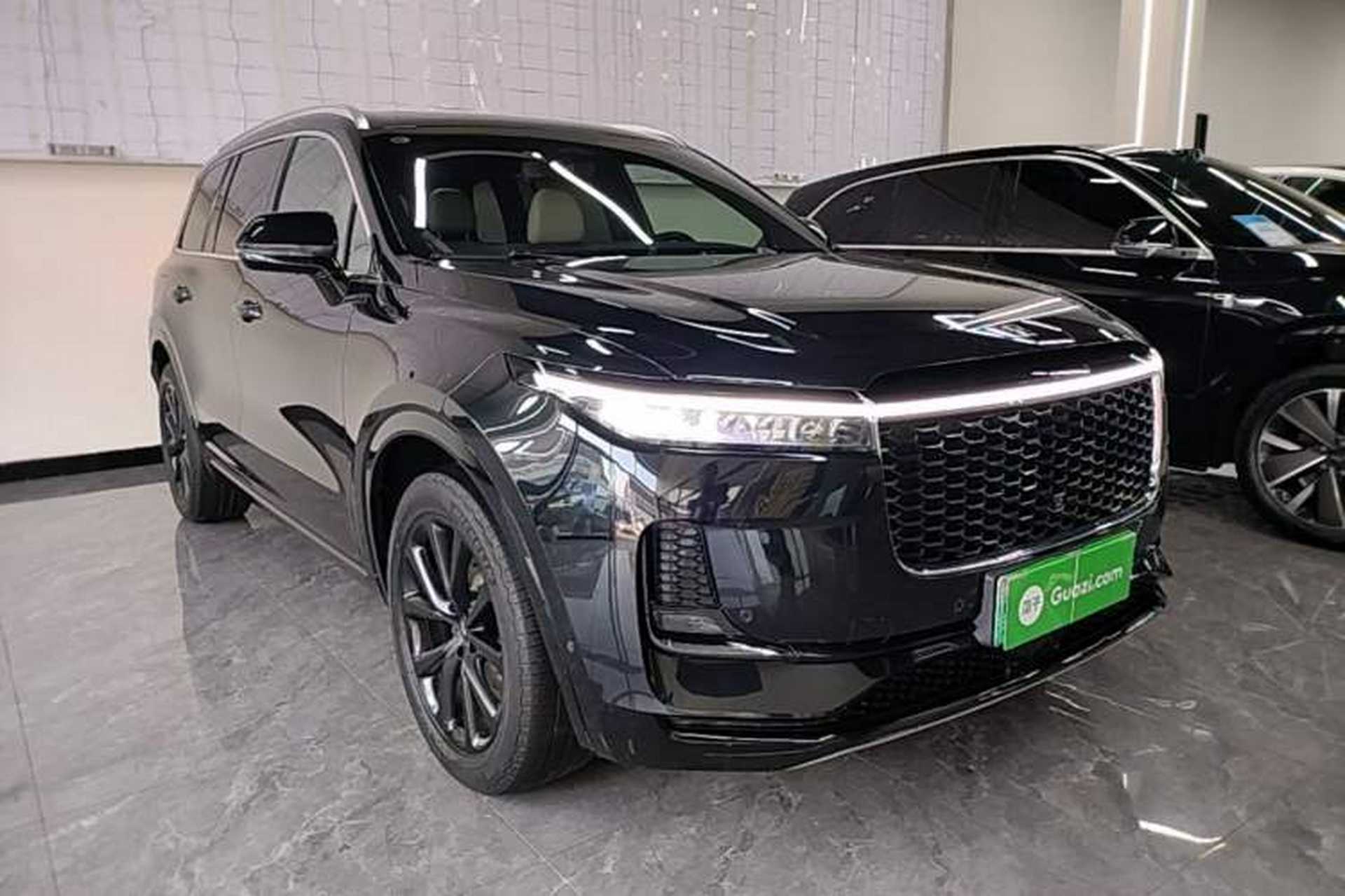 Used Li Auto ONE 2021 Extended-Range 6-Seater Version Front Right 45 Deg