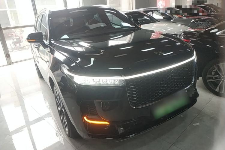 Used Li Auto ONE 2021 Extended-Range 6-Seater Version Front Right 45 Deg