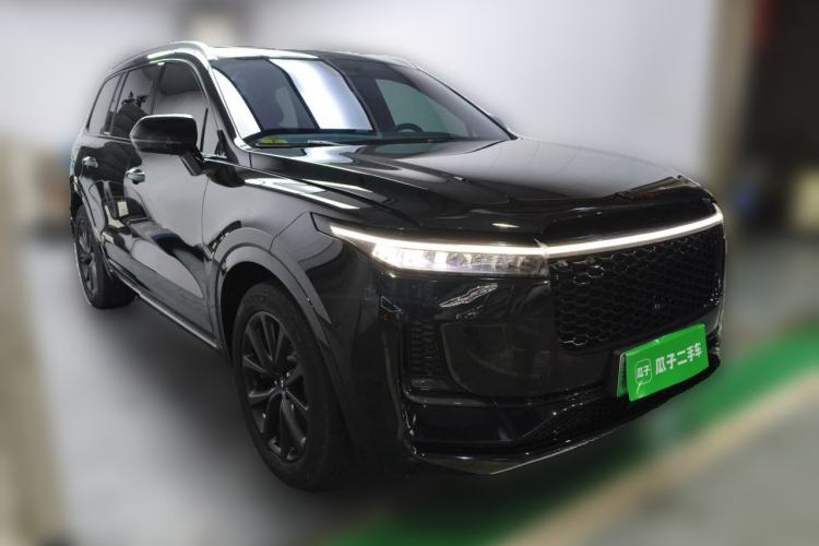 Used Li Auto ONE 2021 Extended-Range 6-Seater Version Front Right 45 Deg