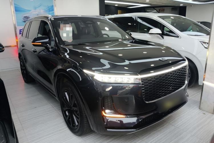 Used Li Auto ONE 2021 Extended-Range 6-Seater Version Front Right 45 Deg