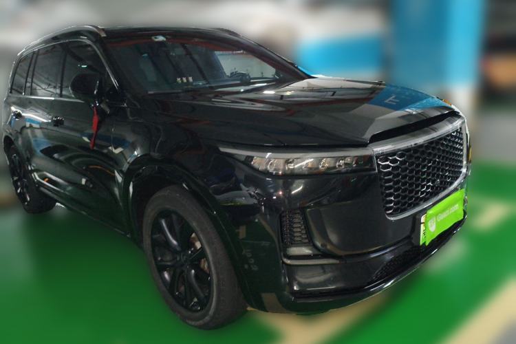 Used Li Auto ONE 2021 Extended-Range 6-Seater Version Front Right 45 Deg