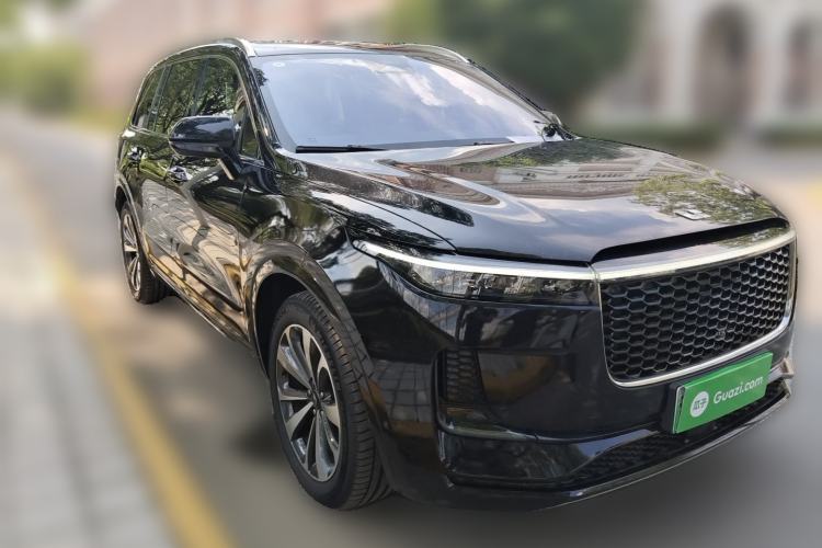Used Li Auto ONE 2021 Extended-Range 6-Seater Version Front Right 45 Deg