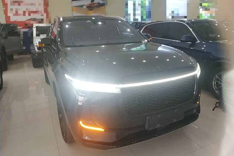 Used Li Auto ONE 2021 Extended-Range 6-Seater Version Front Right 45 Deg