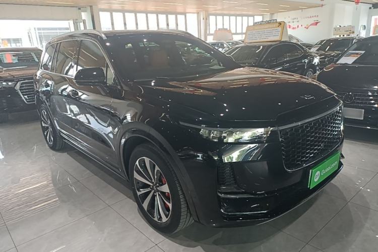 Used Li Auto ONE 2021 Extended-Range 6-Seater Version Front Right 45 Deg