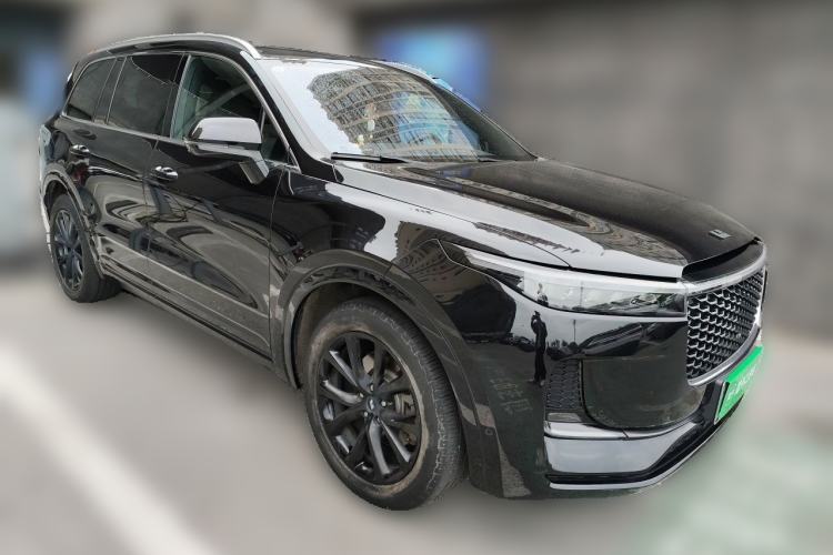 Used Li Auto ONE 2021 Extended-Range 6-Seater Version Front Right 45 Deg