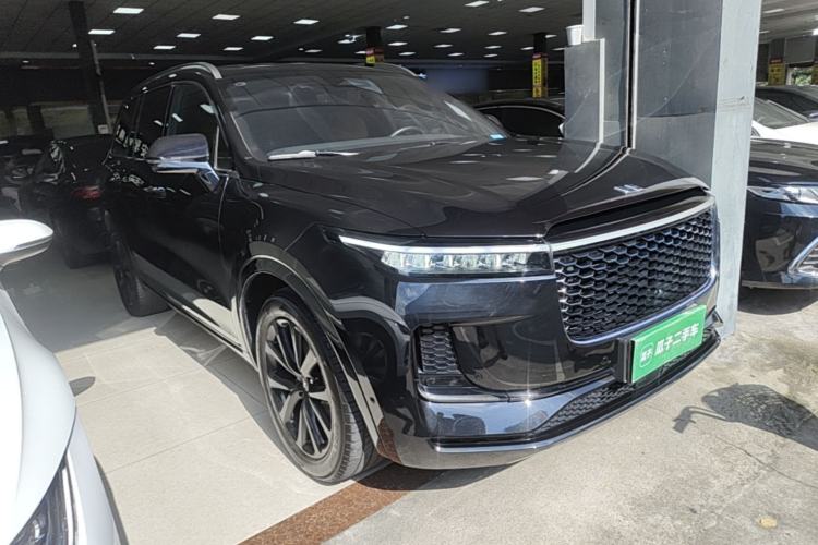 Used Li Auto ONE 2021 Extended-Range 6-Seater Version Front Right 45 Deg