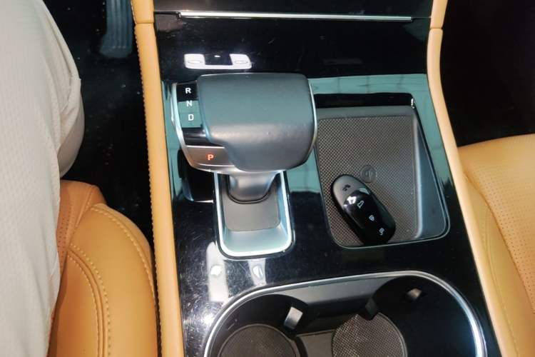 Used Li Auto ONE 2021 Extended-Range 6-Seater Version Gear Lever