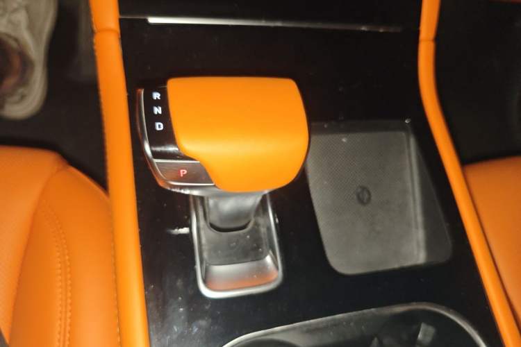 Used Li Auto ONE 2021 Extended-Range 6-Seater Version Gear Lever