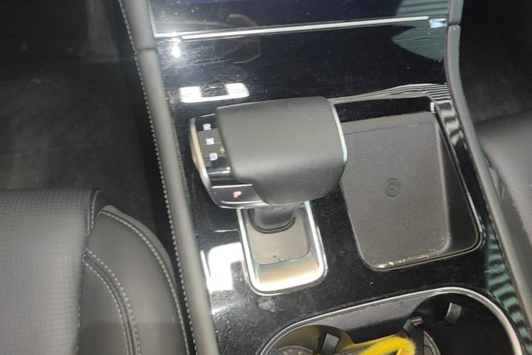 Used Li Auto ONE 2021 Extended-Range 6-Seater Version Gear Lever