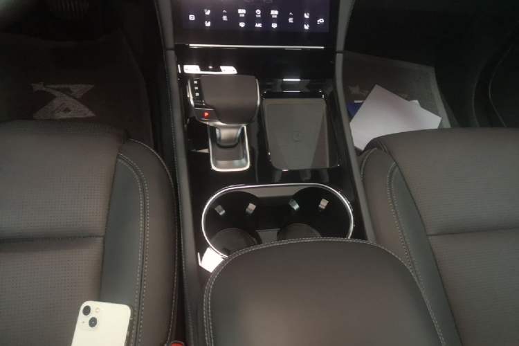 Used Li Auto ONE 2021 Extended-Range 6-Seater Version Gear Lever