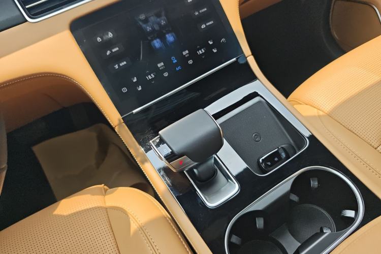 Used Li Auto ONE 2021 Extended-Range 6-Seater Version Gear Lever