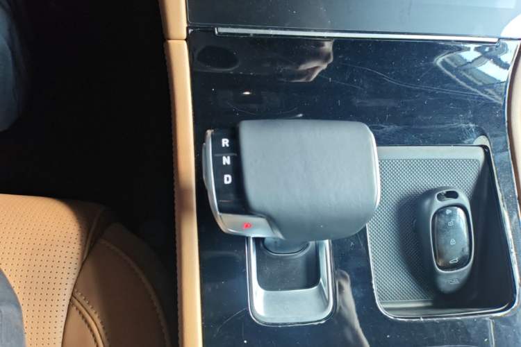Used Li Auto ONE 2021 Extended-Range 6-Seater Version Gear Lever