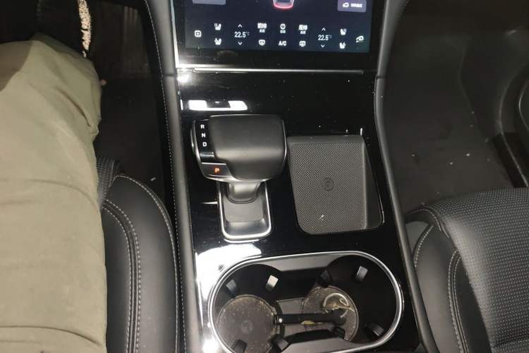 Used Li Auto ONE 2021 Extended-Range 6-Seater Version Gear Lever