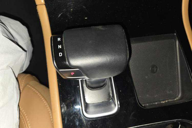 Used Li Auto ONE 2021 Extended-Range 6-Seater Version Gear Lever