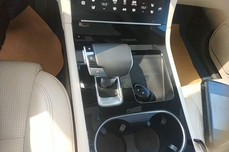 Used Li Auto ONE 2021 Extended-Range 6-Seater Version Gear Lever