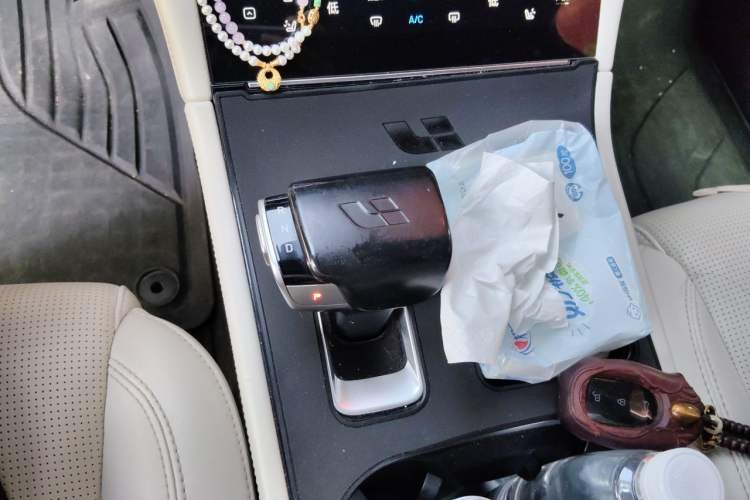 Used Li Auto ONE 2021 Extended-Range 6-Seater Version Gear Lever