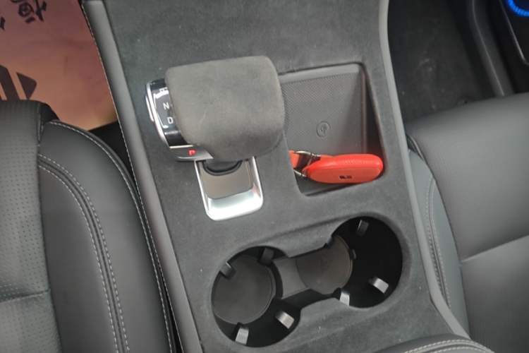 Used Li Auto ONE 2021 Extended-Range 6-Seater Version Gear Lever