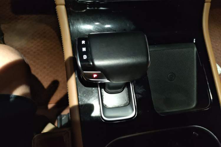 Used Li Auto ONE 2021 Extended-Range 6-Seater Version Gear Lever