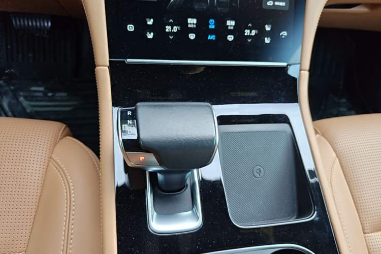 Used Li Auto ONE 2021 Extended-Range 6-Seater Version Gear Lever